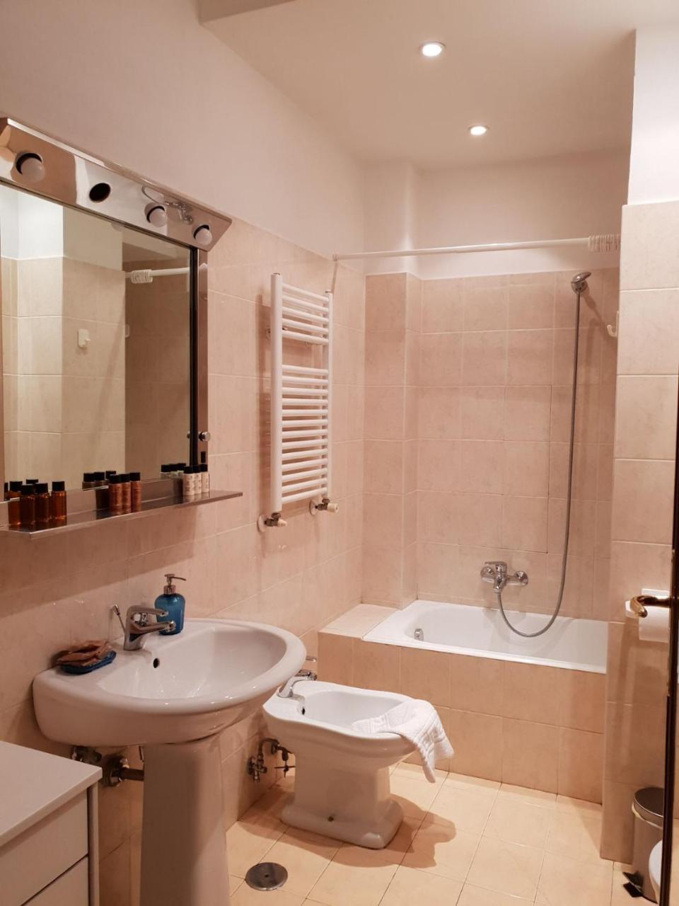 Big In Campo De Fiori Apartment Rom